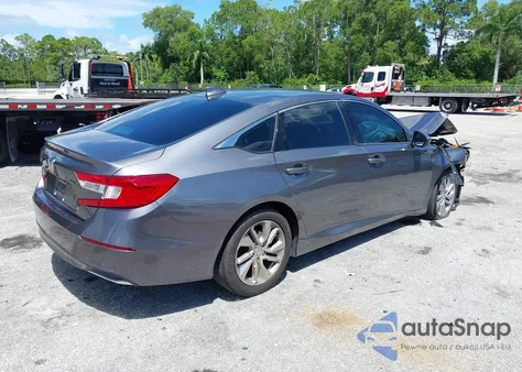 2020 Honda Accord Lx z USA, uszkodzony, nr VIN 1HGCV1F13LA137339